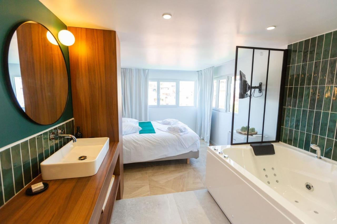 Love Room Du Mont D'Or - Baignoire Spa - Minibar Offert Marseille Exteriér fotografie