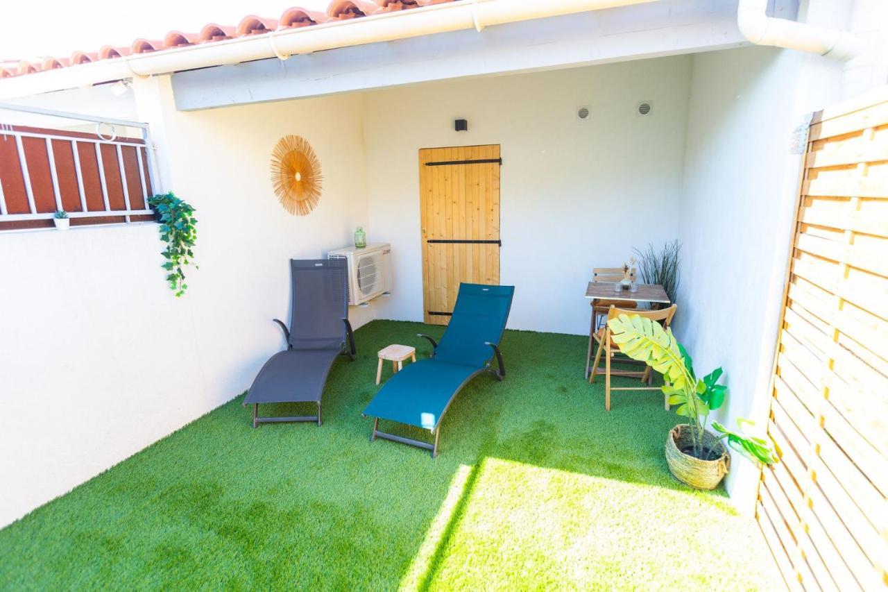 Love Room Du Mont D'Or - Baignoire Spa - Minibar Offert Marseille Exteriér fotografie